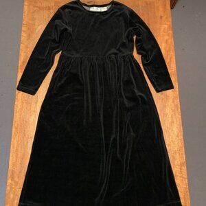 Private Party Black Velvet Long Sleeve Midi Dress – Size L NWT